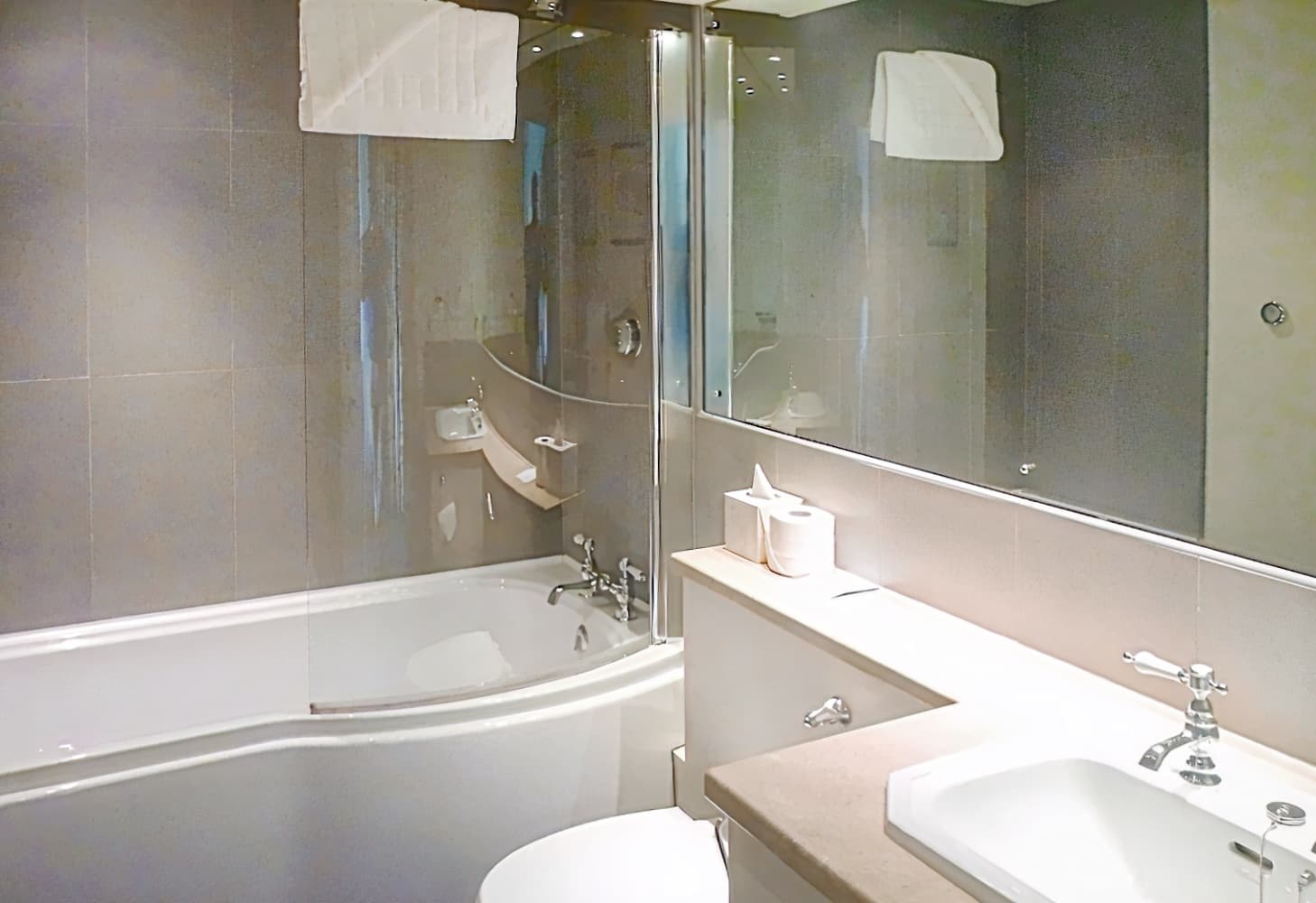 Barnsdale Lodge Hotel