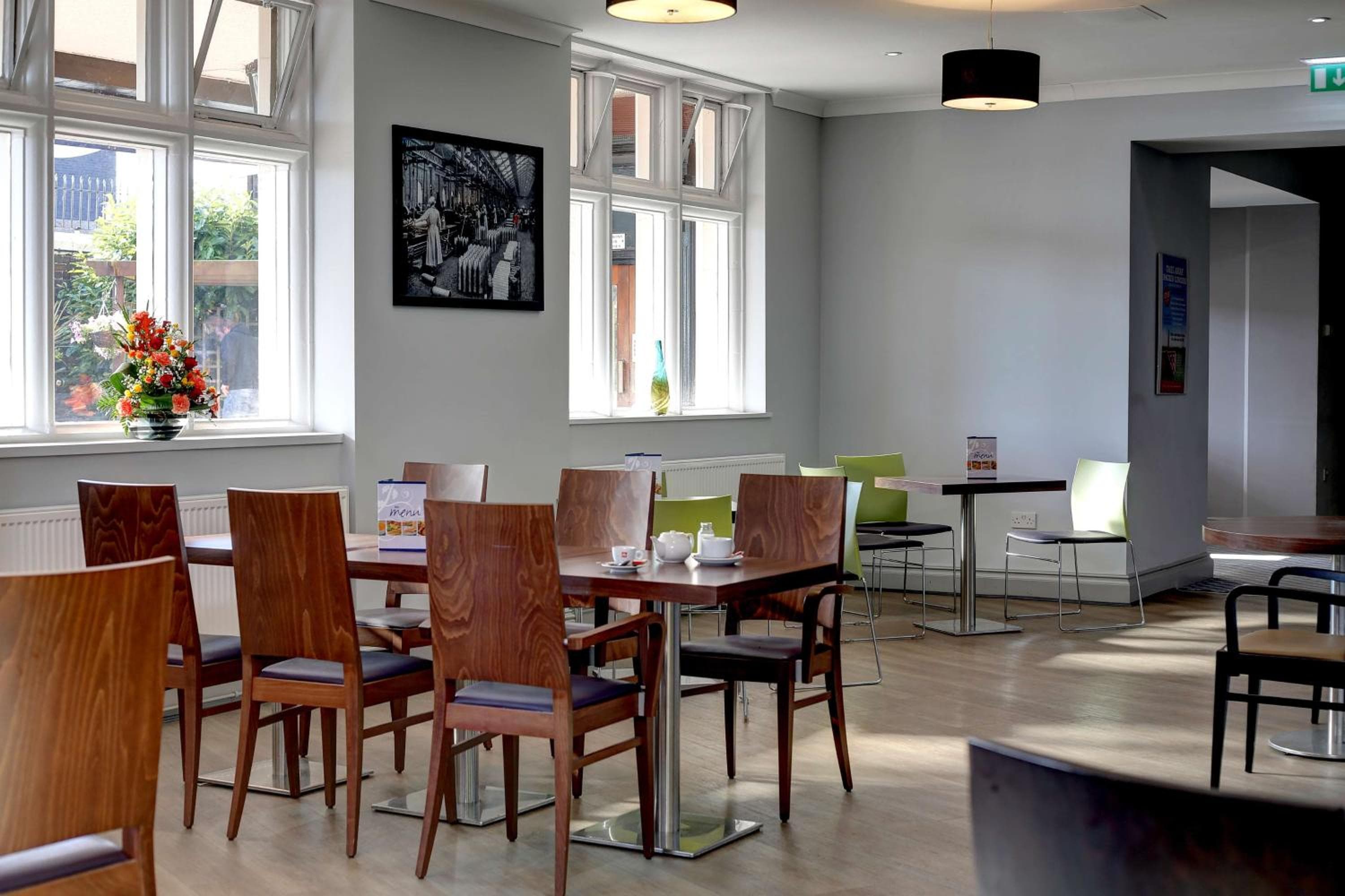 The Crewe Arms Hotel (old)