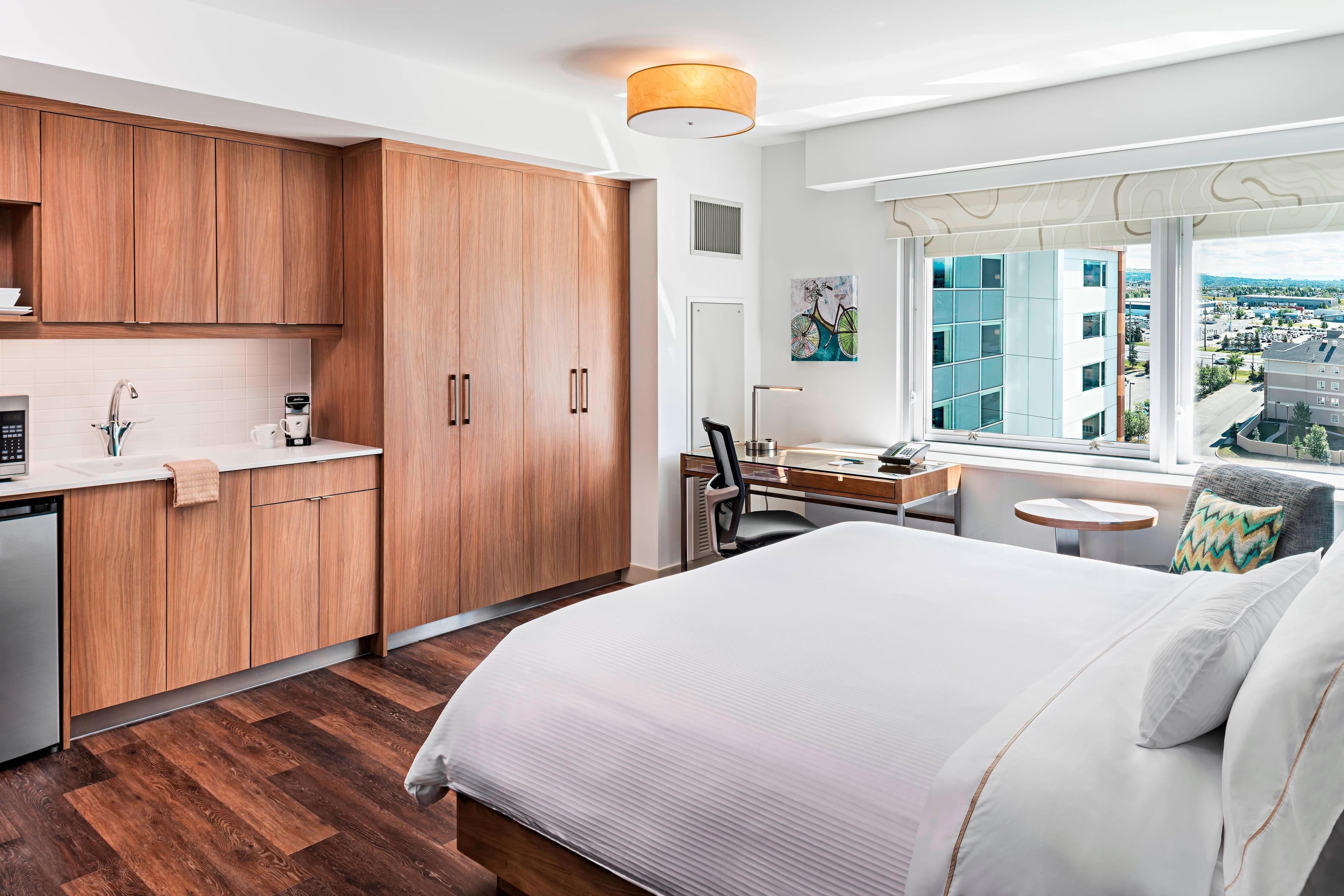 Element Calgary Airport