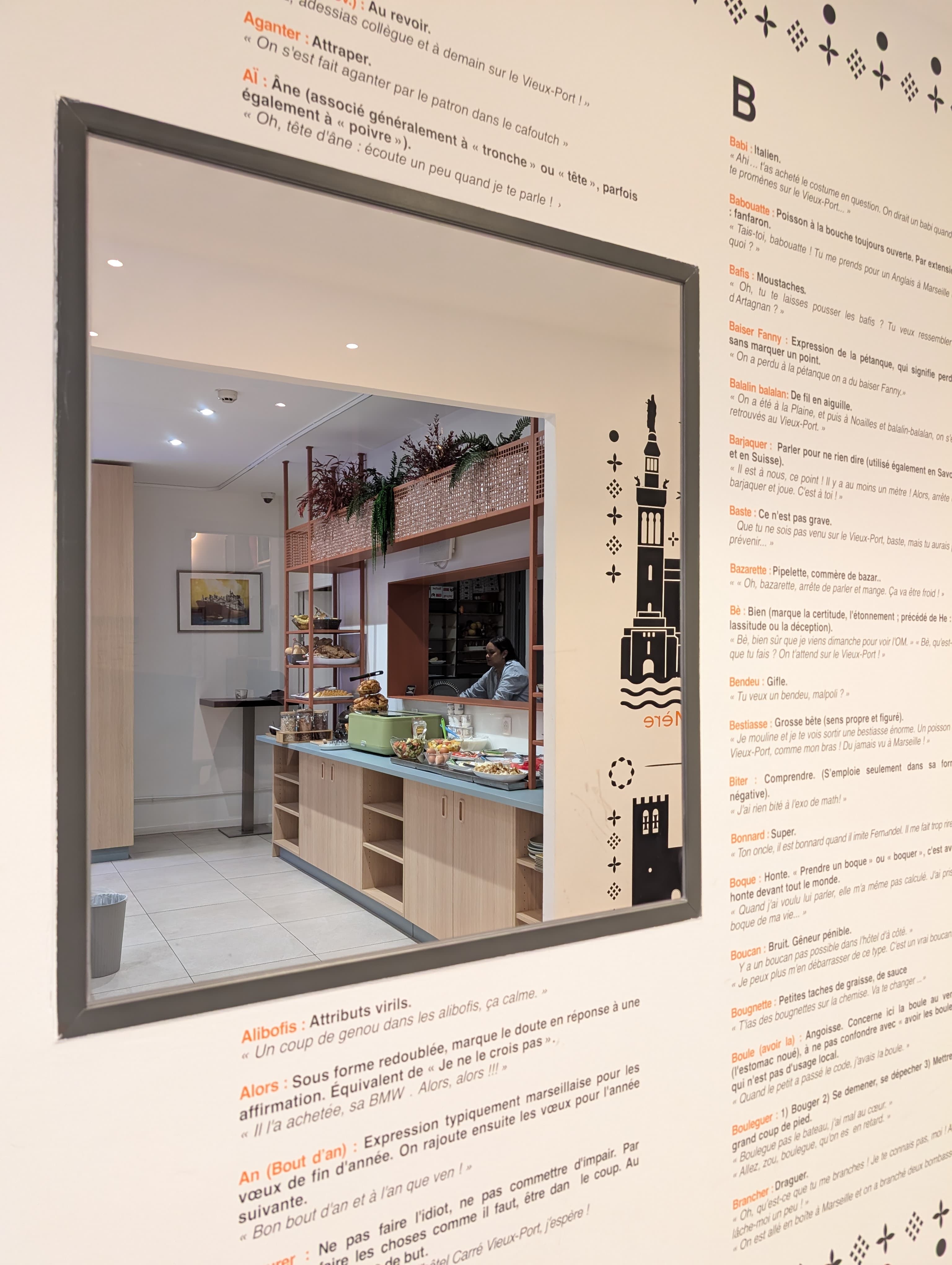 Hôtel Carré Vieux Port Marseille