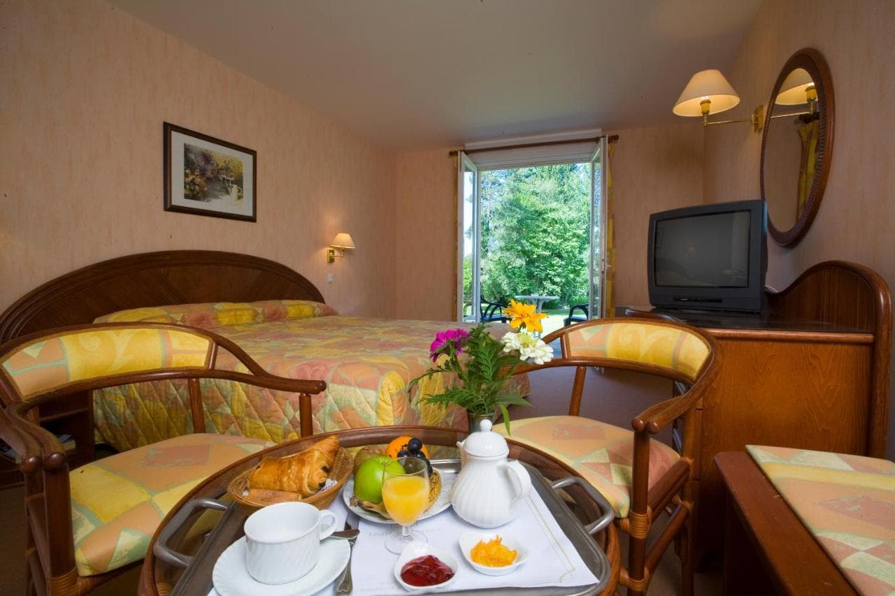 Logis Hôtel du Pont Neuf