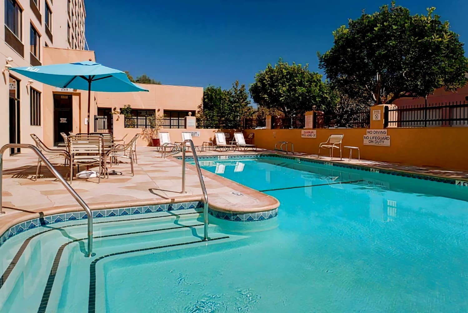 Courtyard Cypress Anaheim Orange County