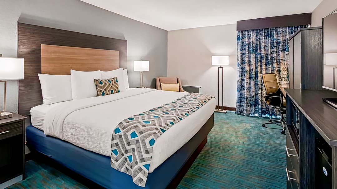 Best Western Plus Dallas Love Field North