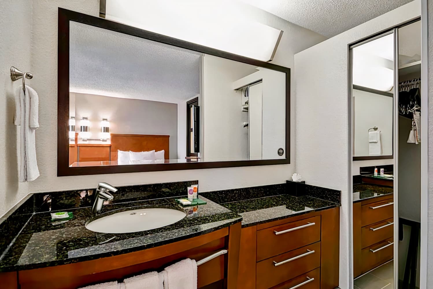 Hyatt Place Miami Airport-West/Doral (old)