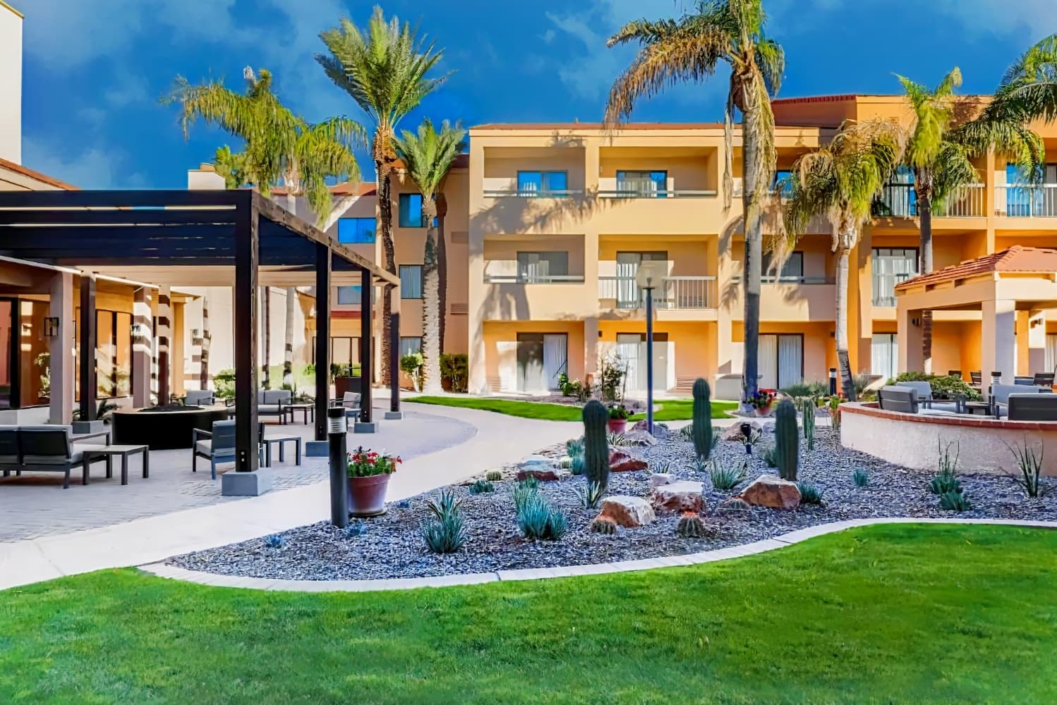 Courtyard by Marriott Tucson Airport