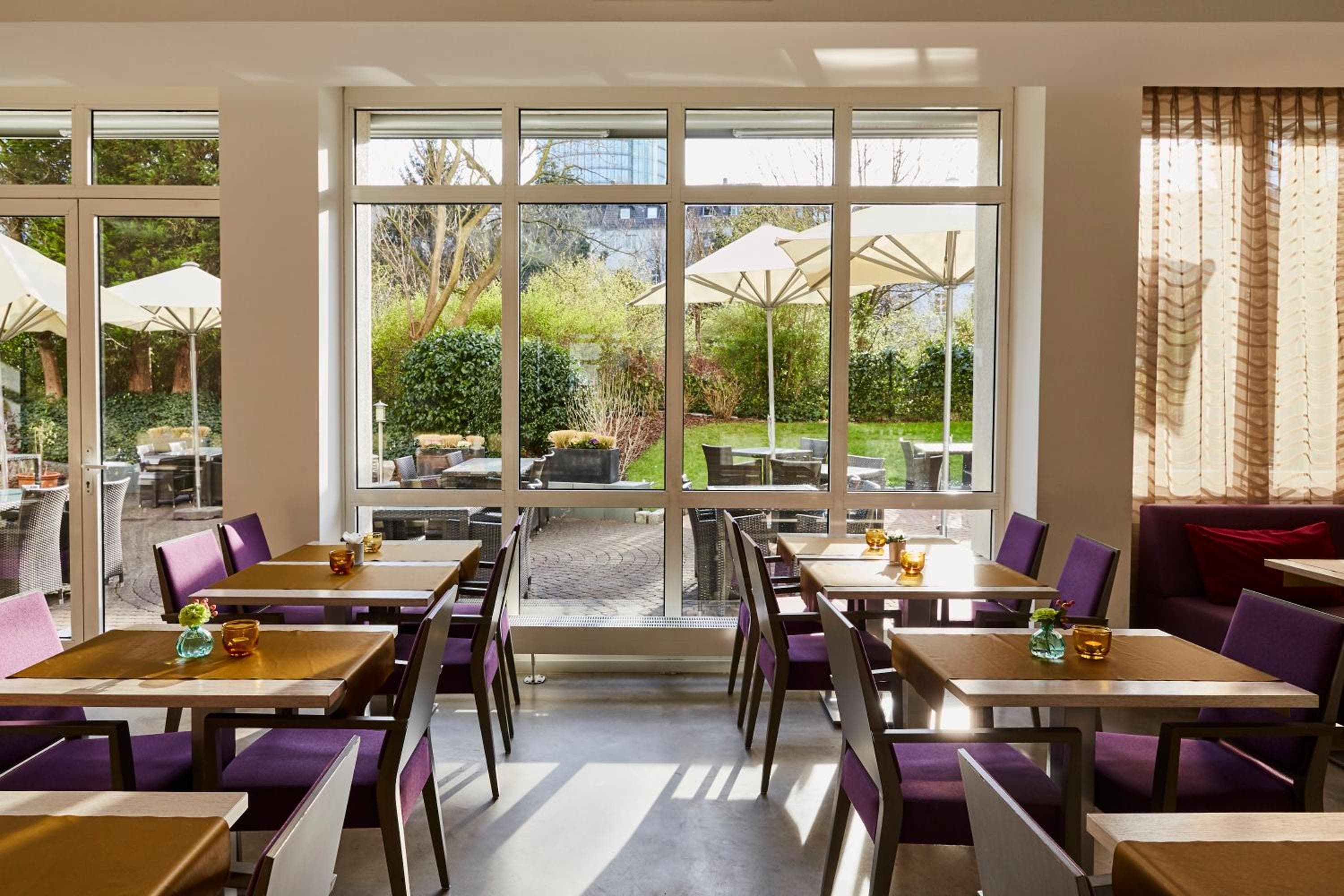 Hotel Indigo Düsseldorf - Victoriaplatz by IHG