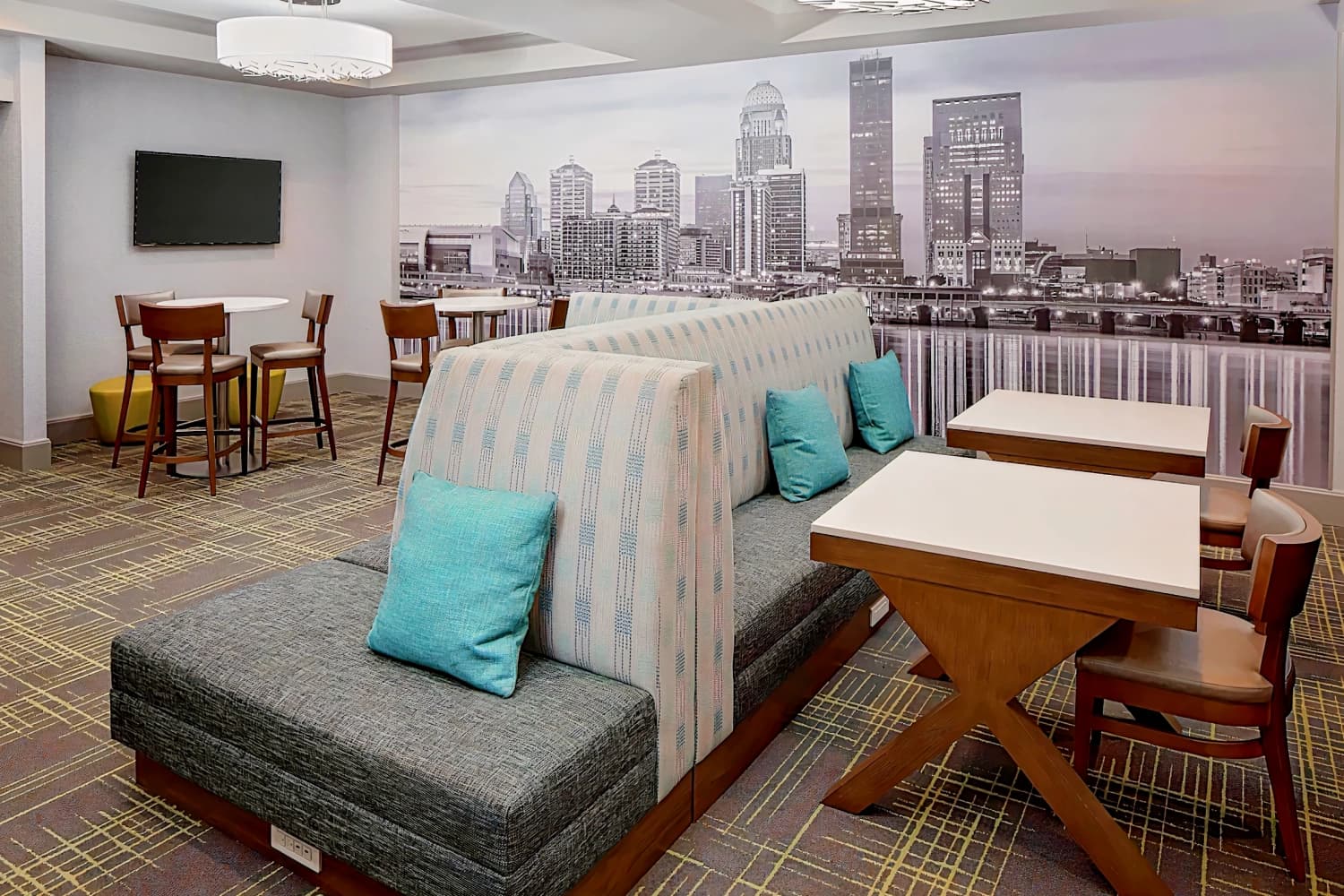 Hampton Inn Louisville Downtown