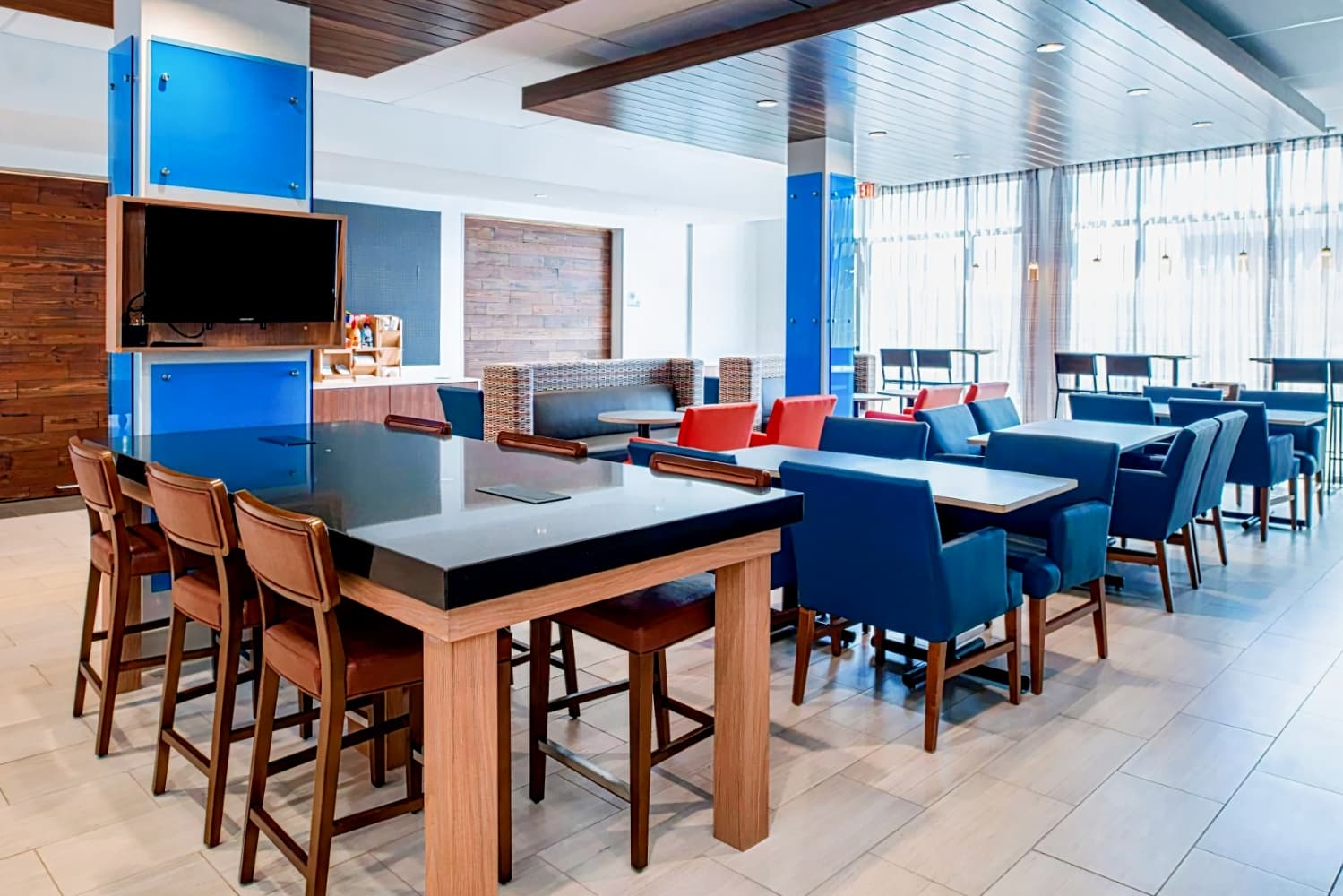 Holiday Inn Express & Suites - Elko, an IHG Hotel