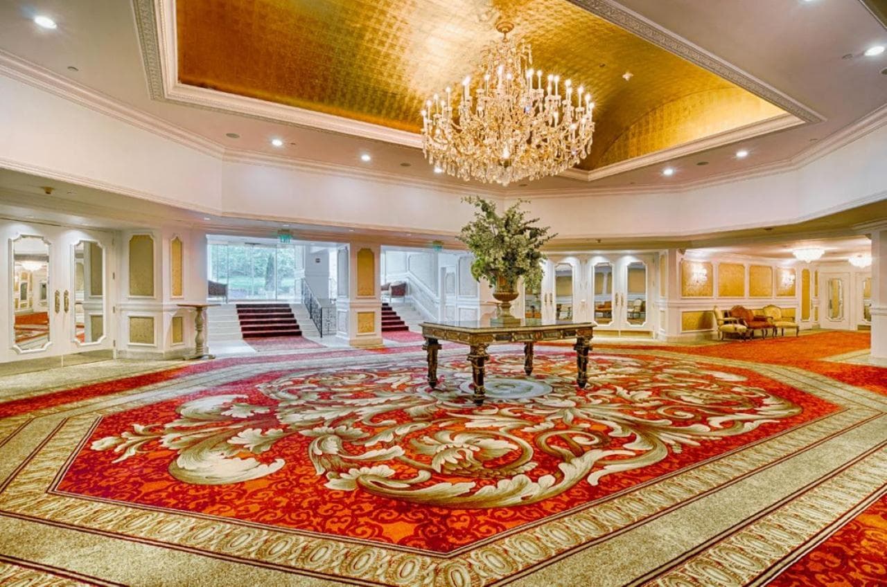 The Garden City Hotel