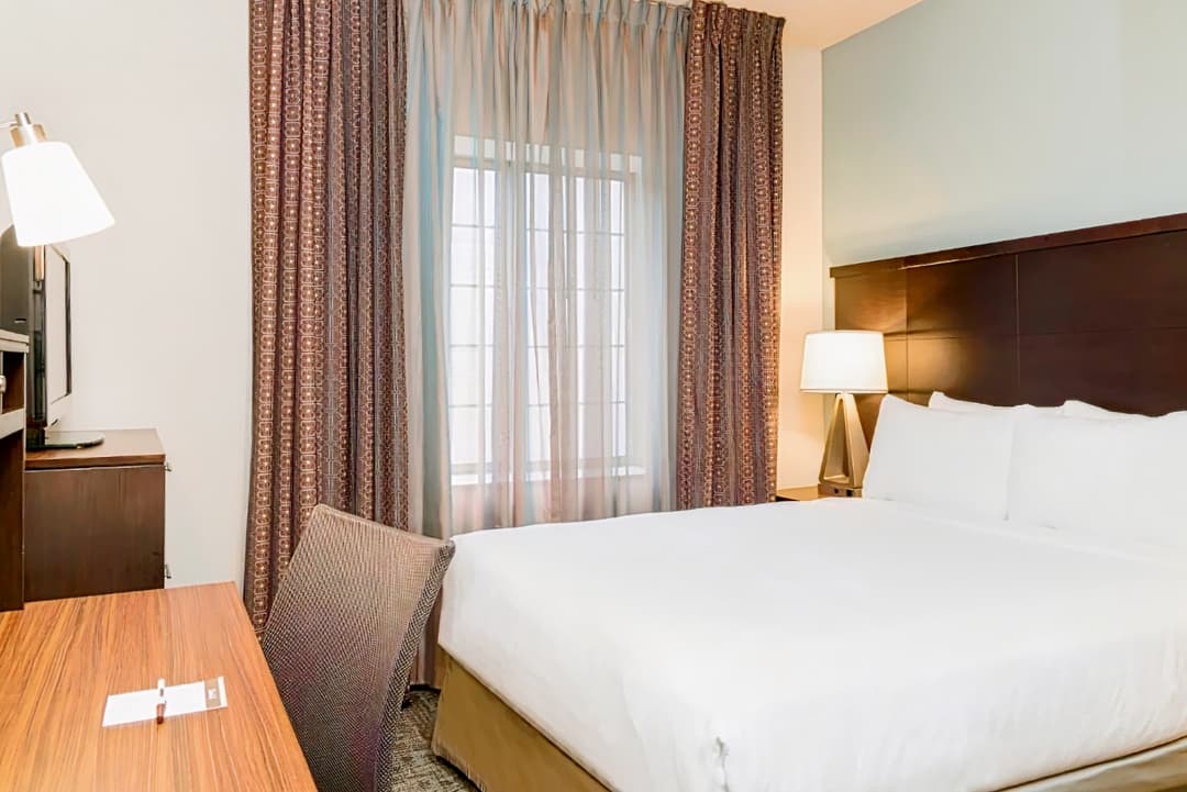 Staybridge Suites Chicago-Oakbrook Terrace, an IHG Hotel
