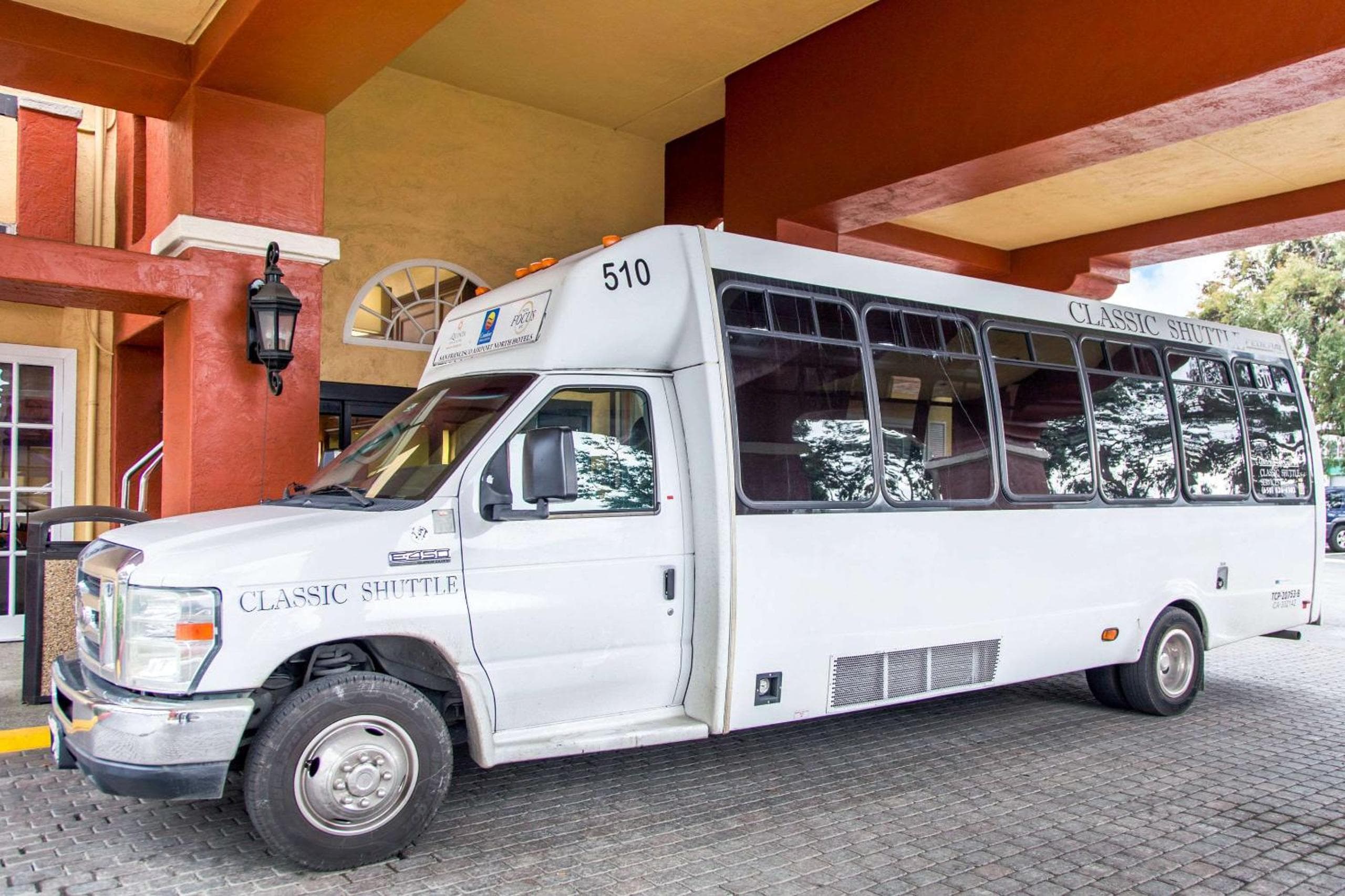 Comfort Inn & Suites San Francisco Airport North