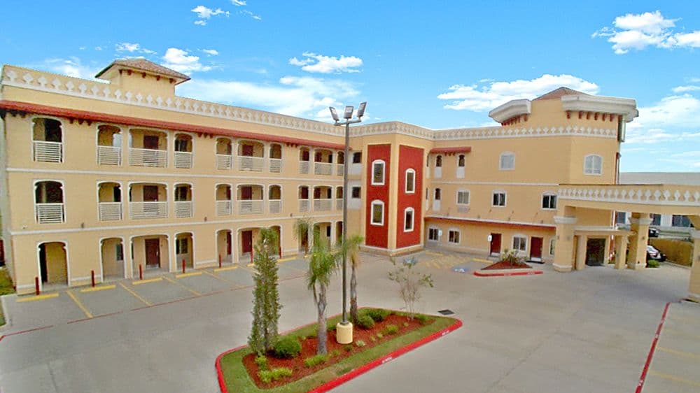 Palacio Royale Houston NW at Beltway 8