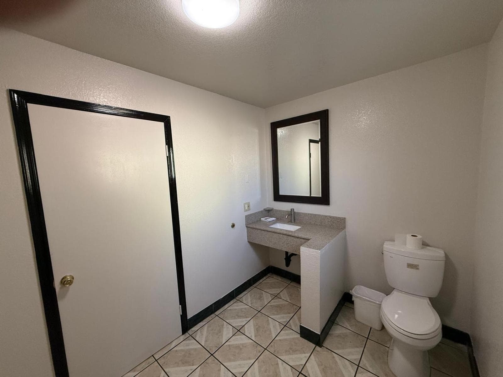 Super 7 Motel - Anaheim Packing District & Disneyland