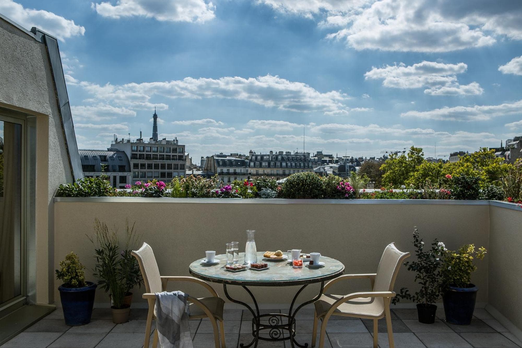 Royal Garden Champs Elysées - Esprit de France