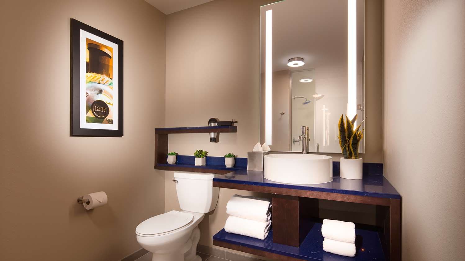 GLo Best Western Nashville Airport