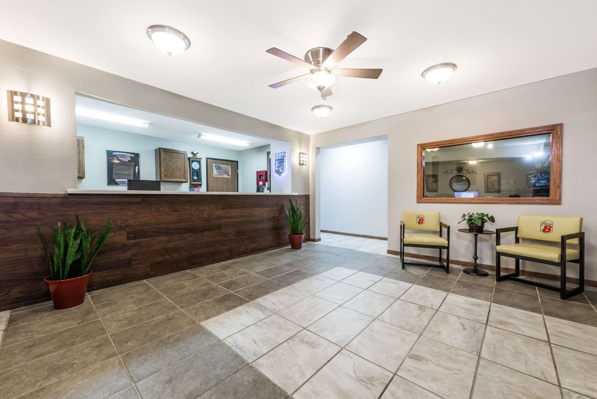 Super 8 by Wyndham Smithville