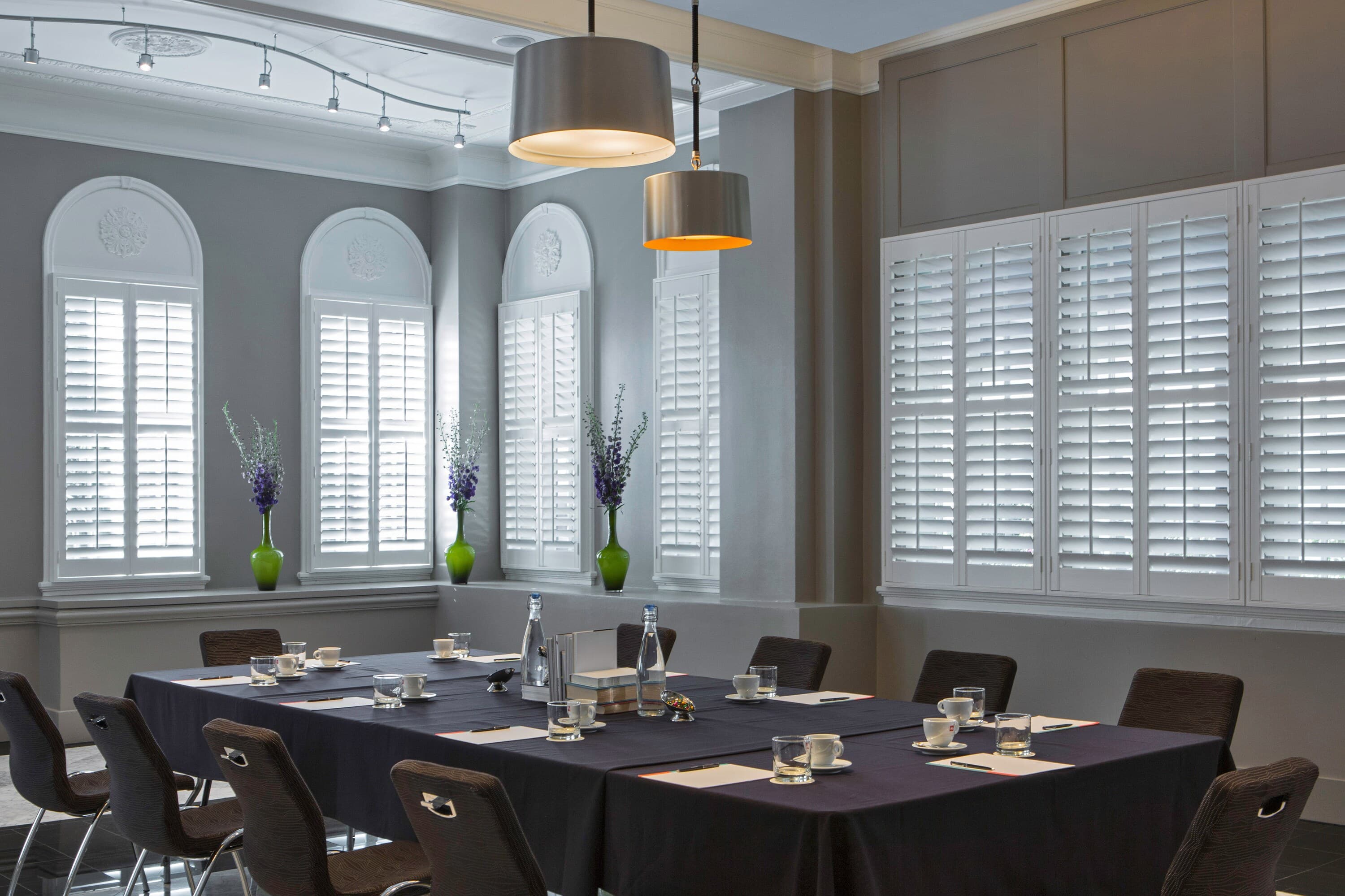 The Stoneleigh, Autograph Collection