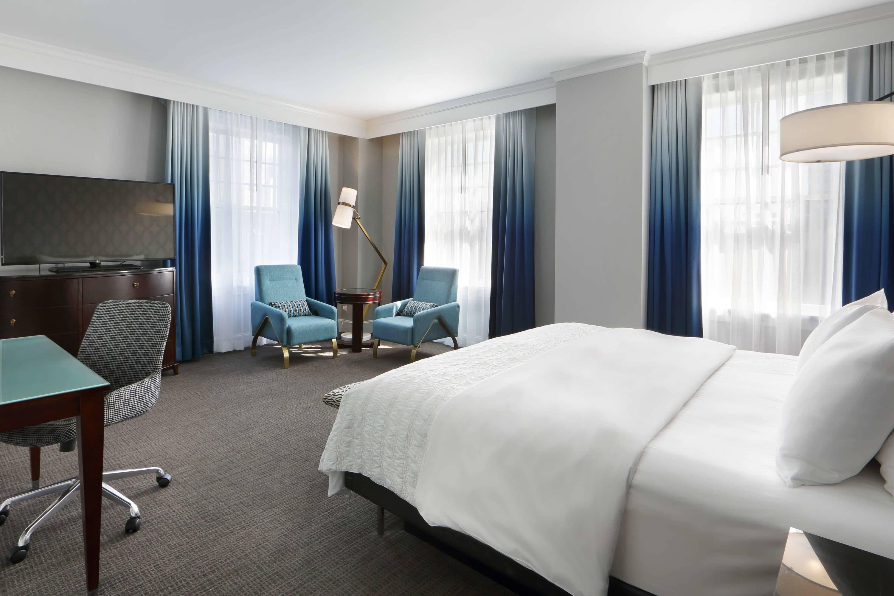 The Stoneleigh, Autograph Collection