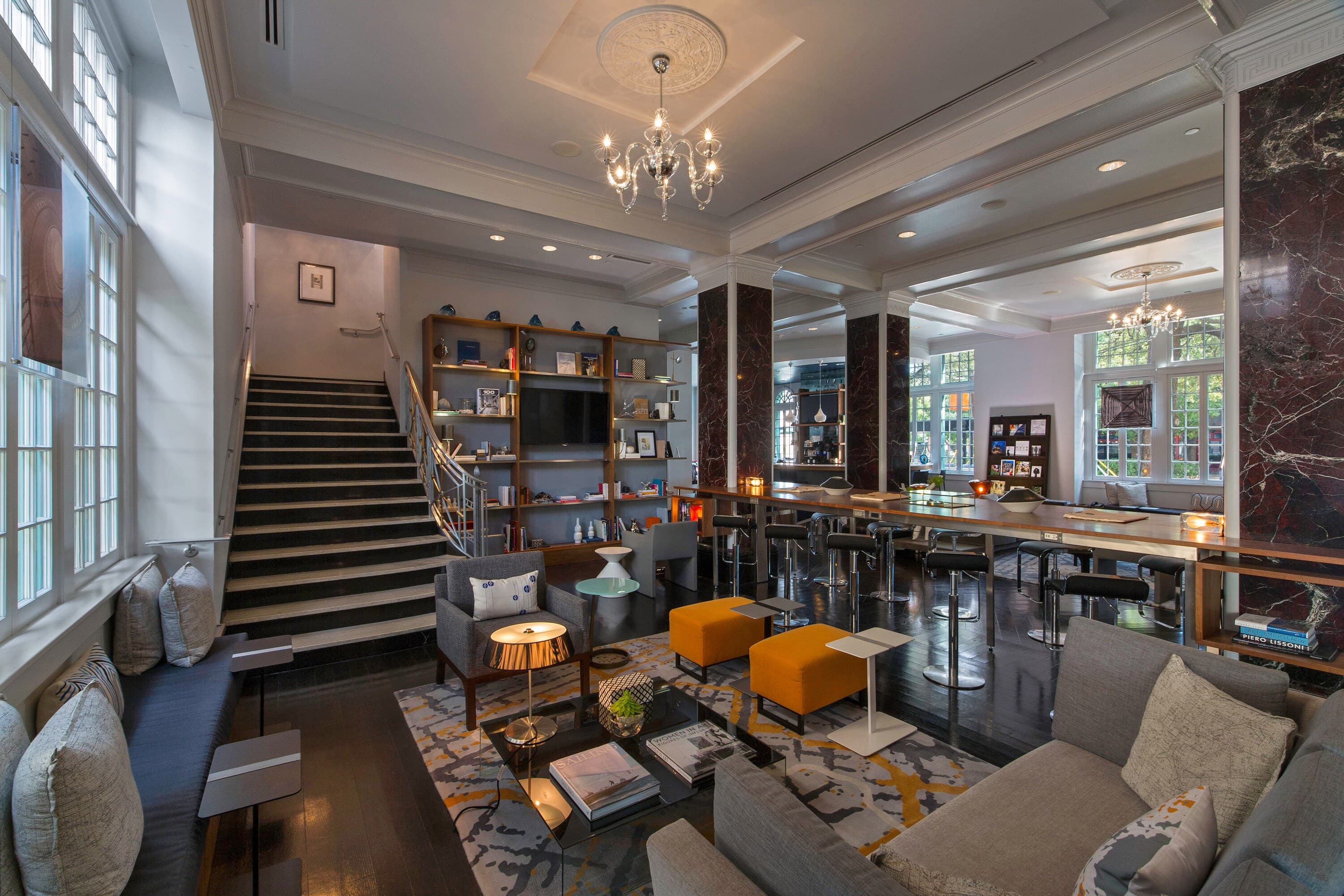 The Stoneleigh, Autograph Collection