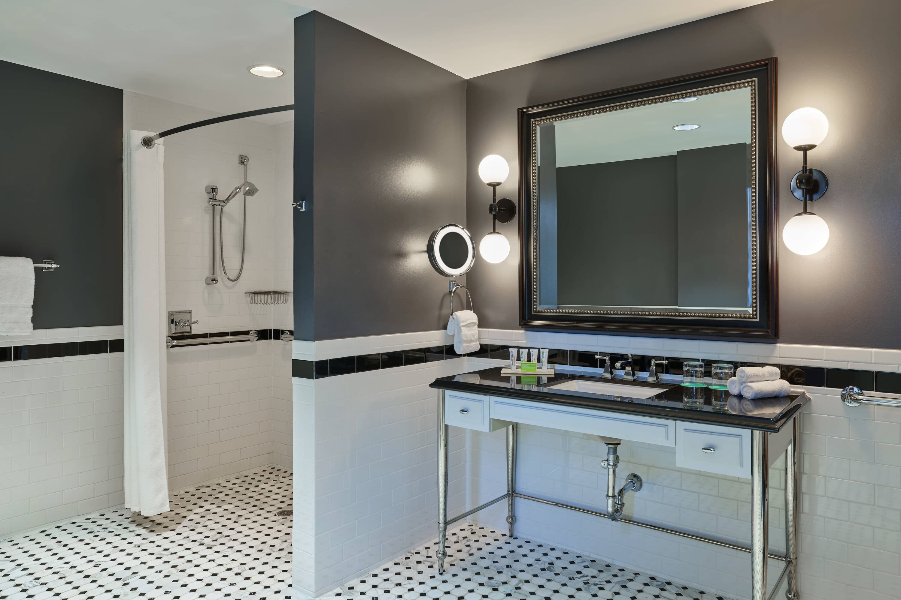 The Stoneleigh, Autograph Collection