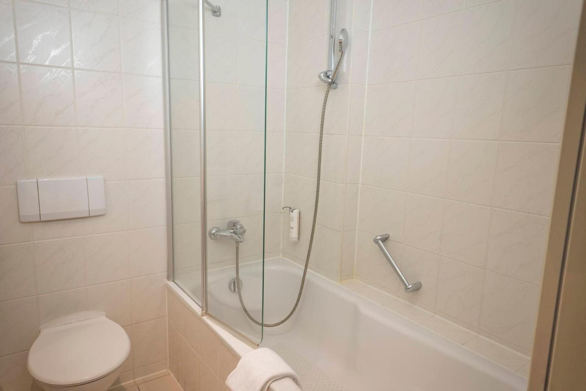 Atomis Hotel Munich Airport by Mercure