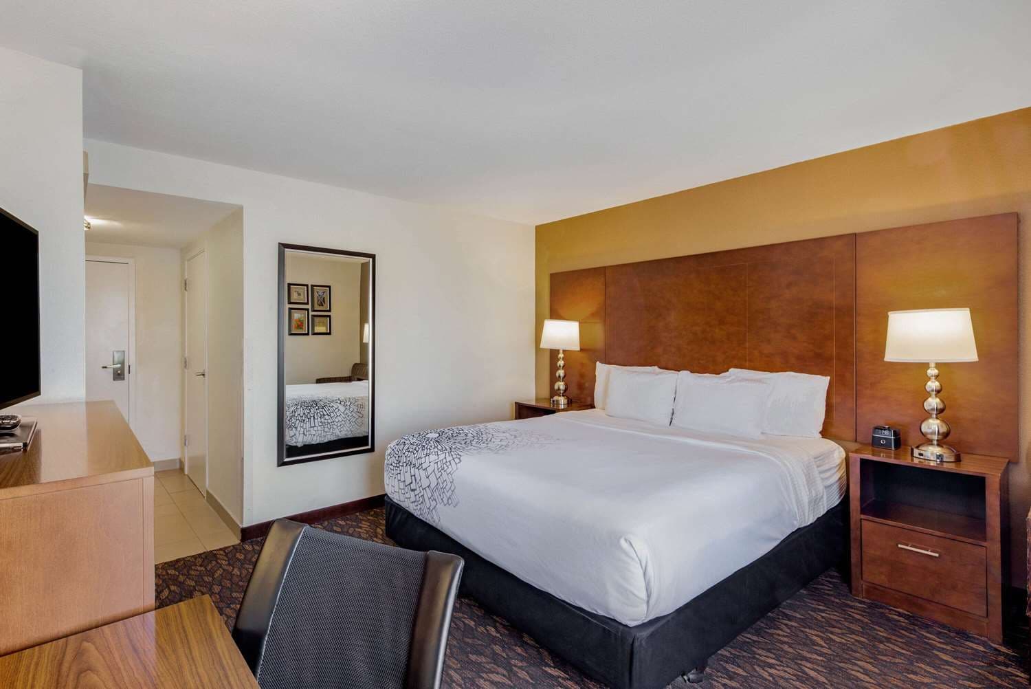 La Quinta Inn & Suites by Wyndham Oakland - Hayward