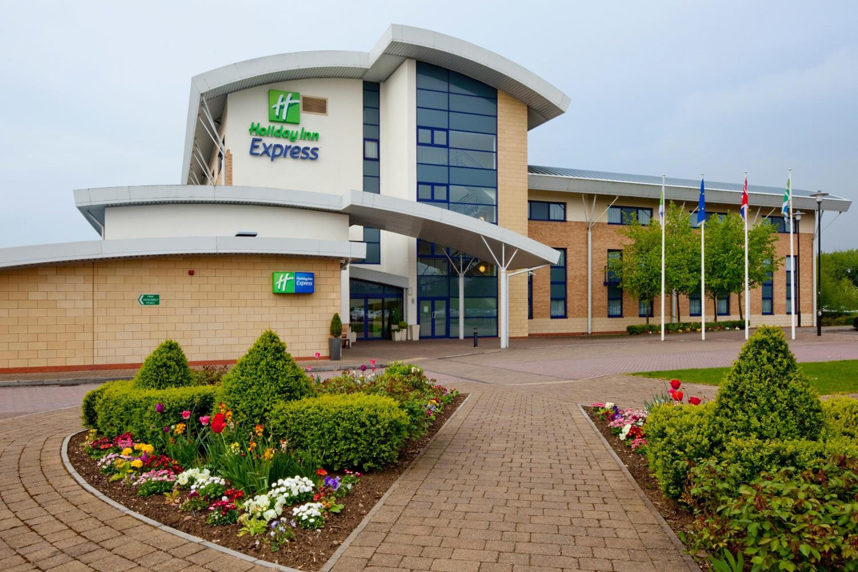 Holiday Inn Express - Northampton - South by IHG