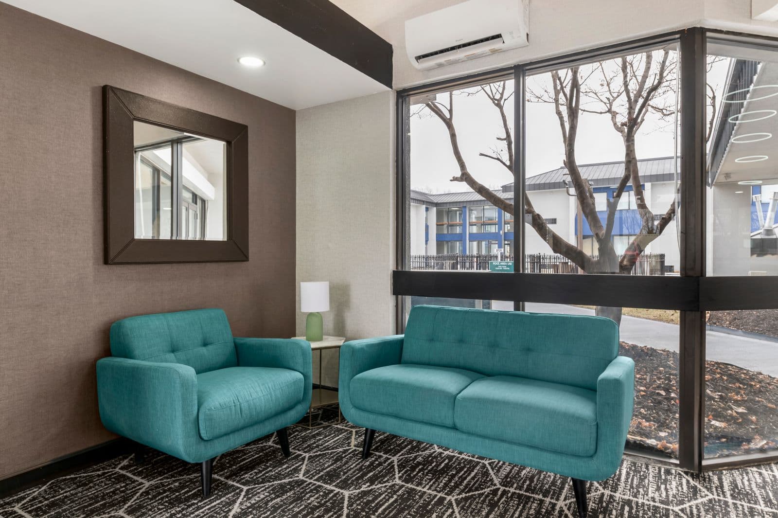 Cambridge Hotel - Kansas City