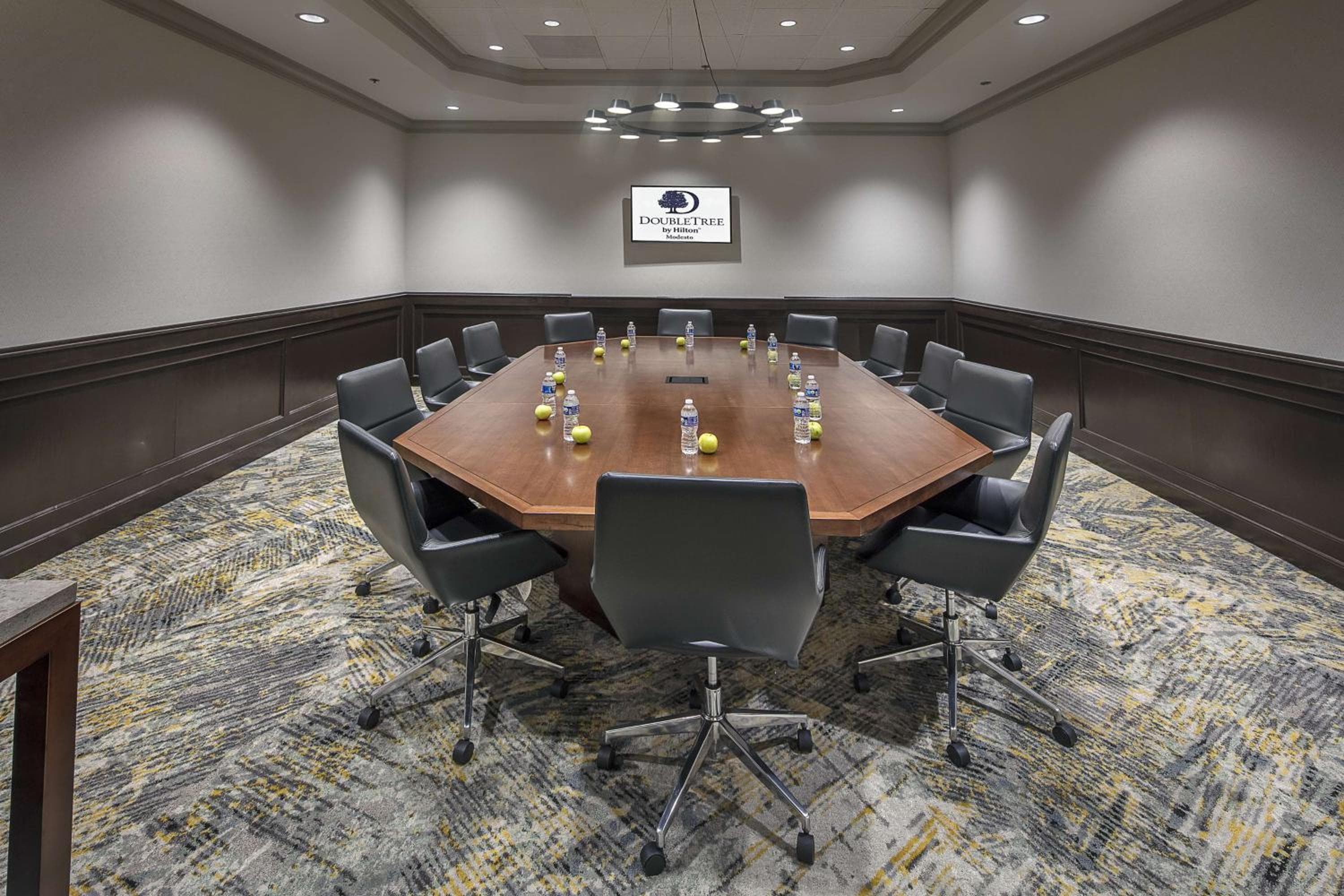 DoubleTree by Hilton Modesto