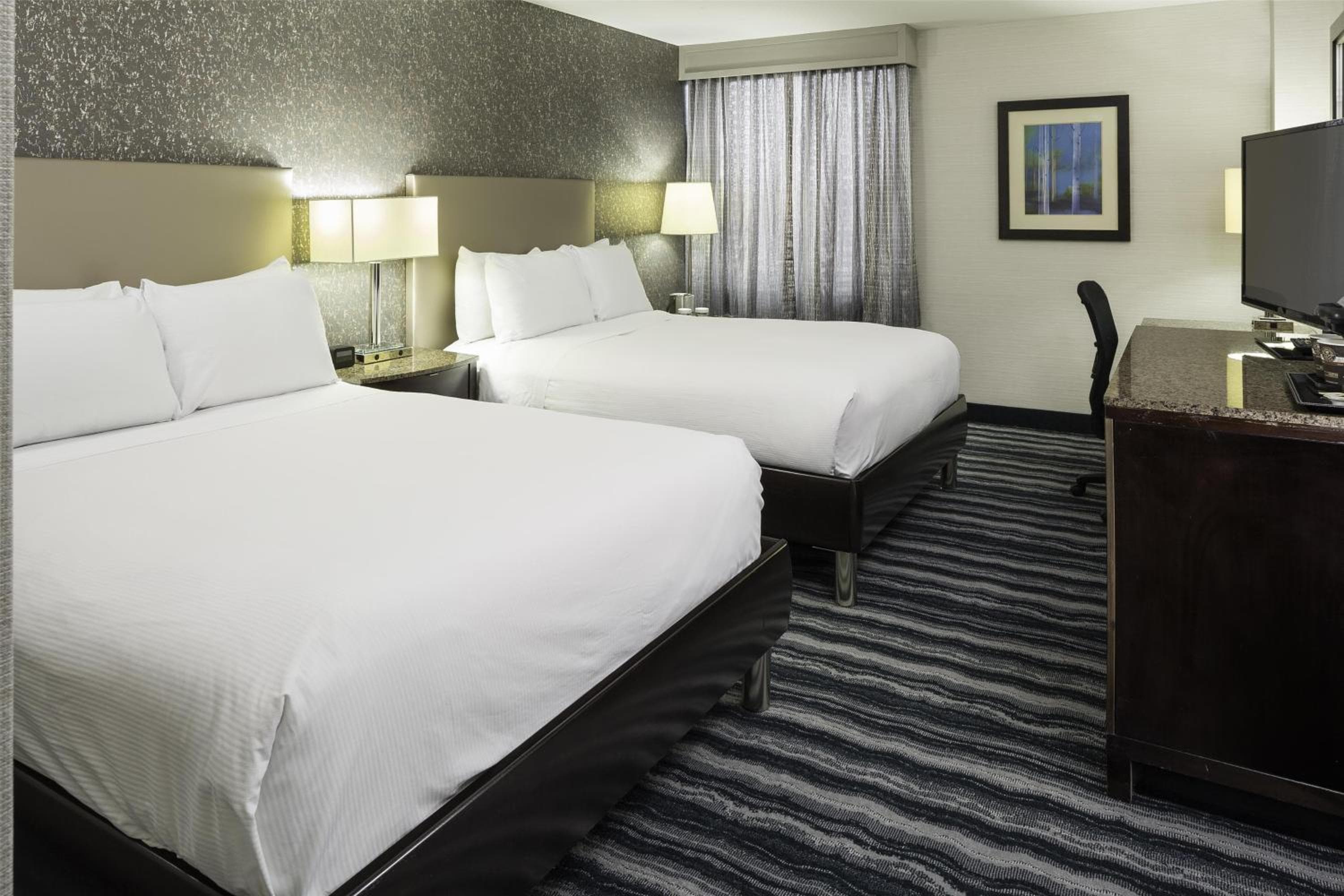 DoubleTree by Hilton Downtown Wilmington - Legal District