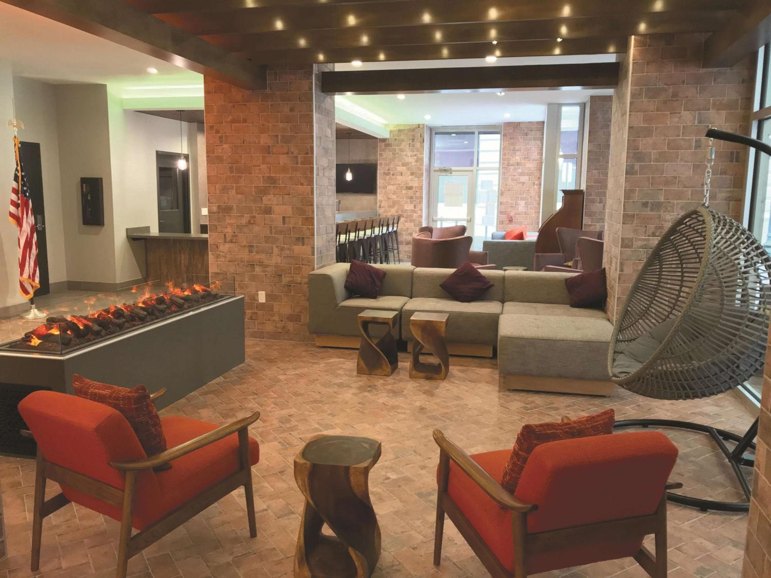 La Quinta Inn & Suites by Wyndham New Orleans Downtown