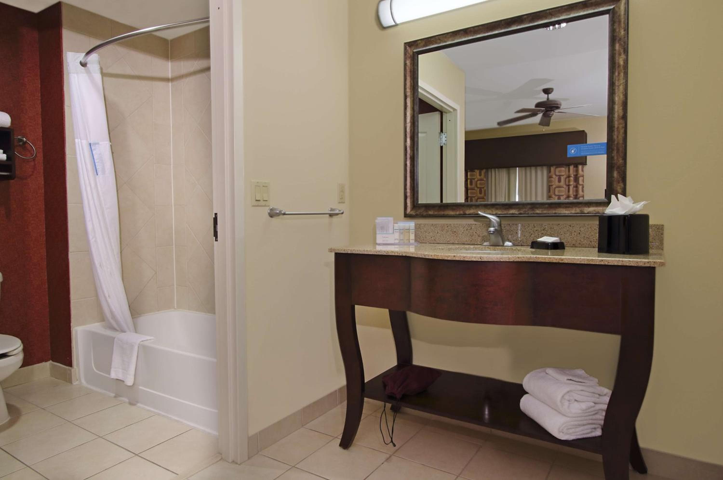 Hampton Inn & Suites Conroe I-45 North