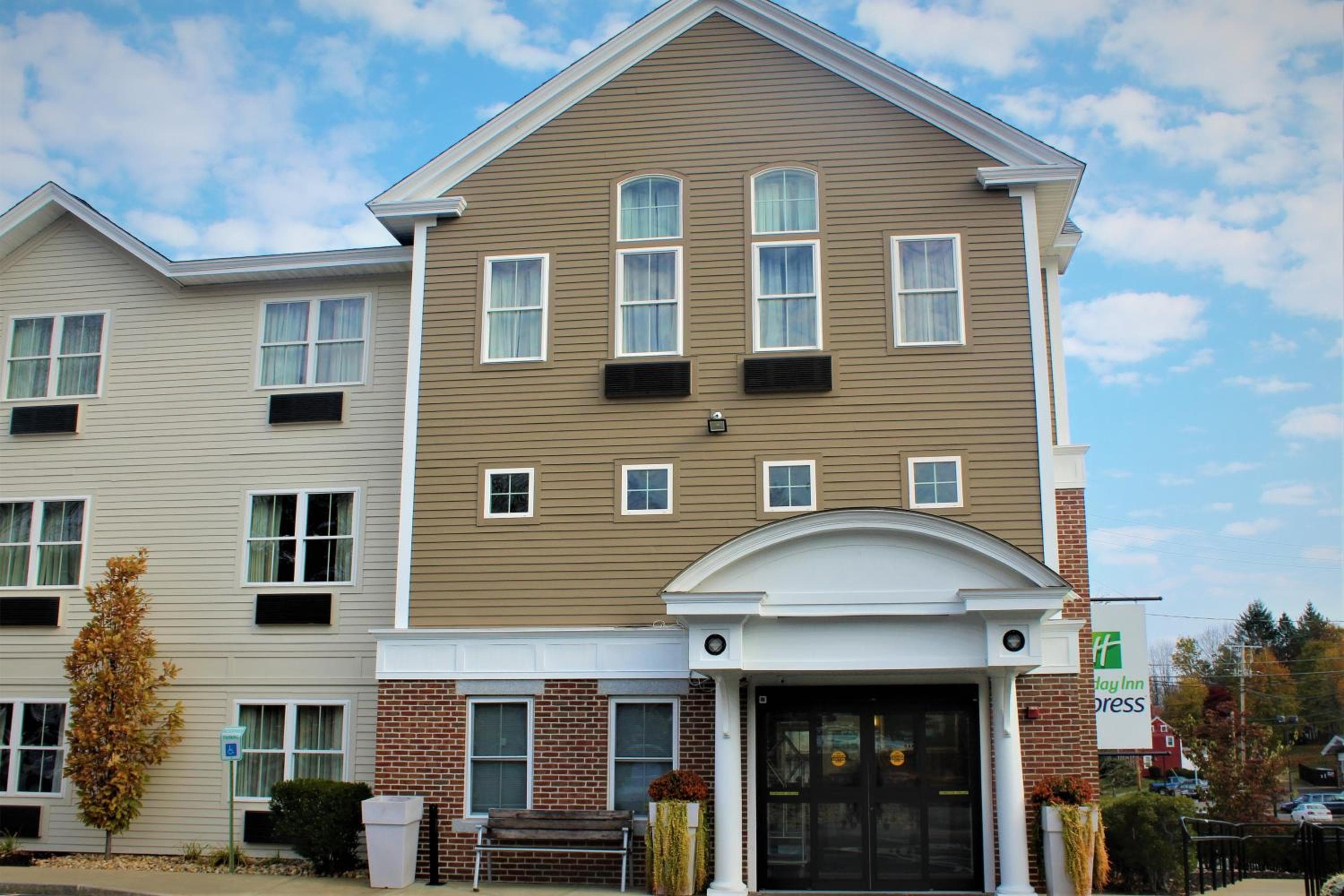 Holiday Inn Express Durham - (Unh) by IHG