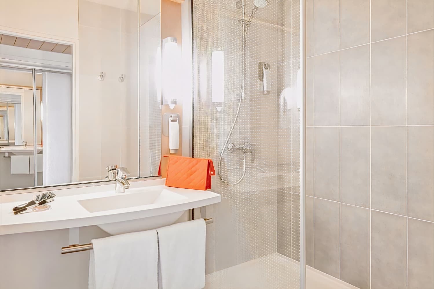 ibis Cavaillon Luberon