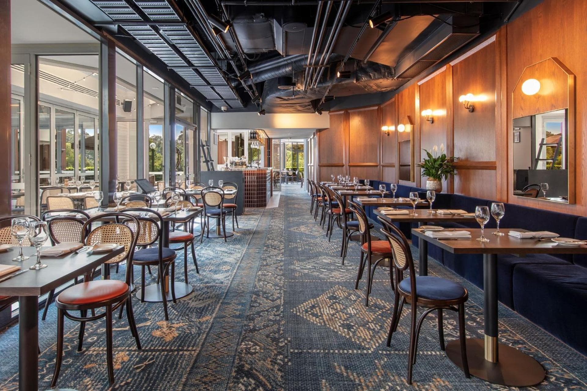 Amora Herencia Riverwalk Melbourne