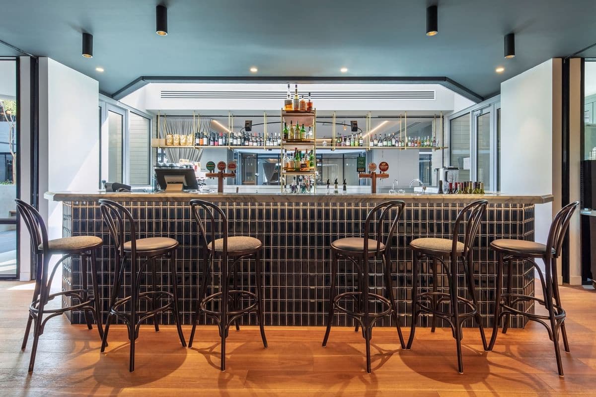 Amora Herencia Riverwalk Melbourne